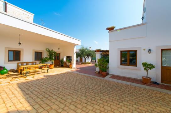 Bed & Breakfast Masseria Cesarina