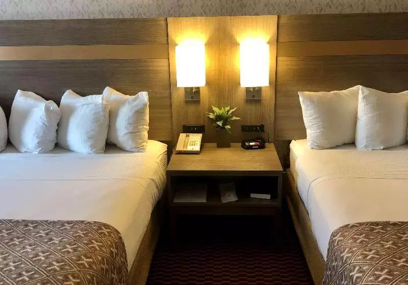 هتل Best Western Moriarty Heritage Inn