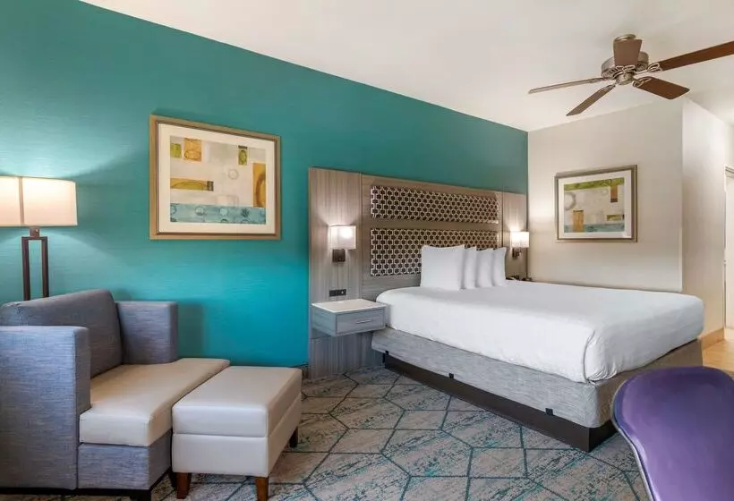 酒店 Best Western Plus Wasco Inn & Suites