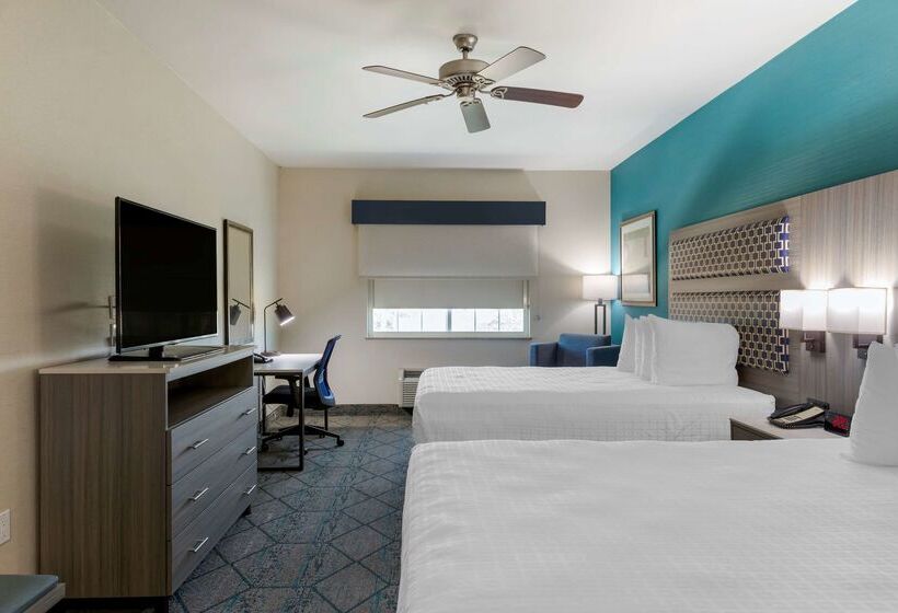 فندق Best Western Plus Wasco Inn & Suites