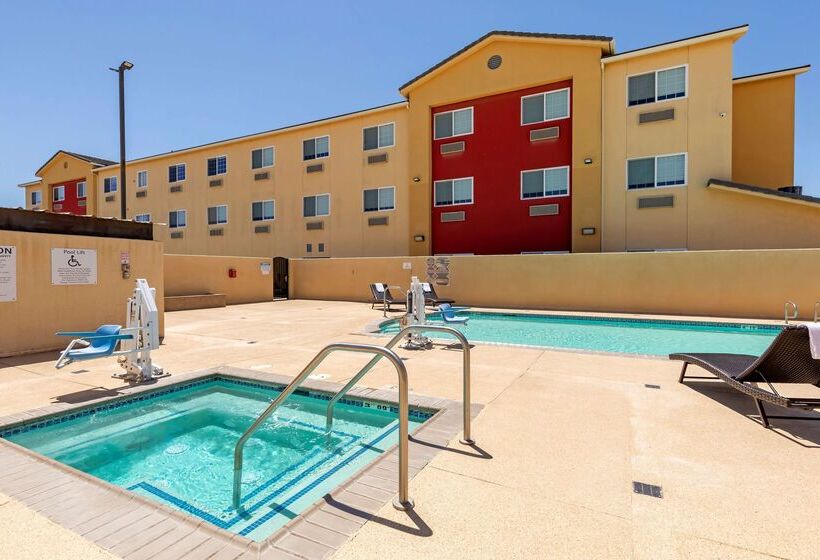 فندق Best Western Plus Wasco Inn & Suites