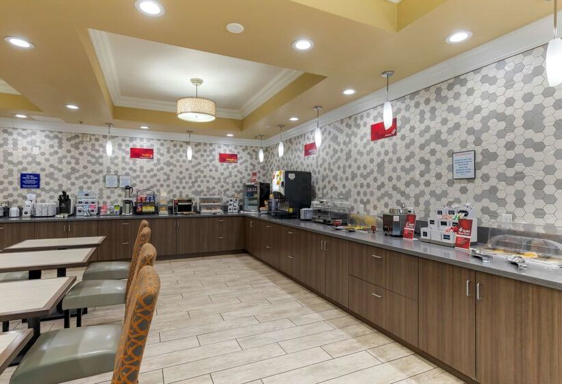 فندق Best Western Plus Wasco Inn & Suites