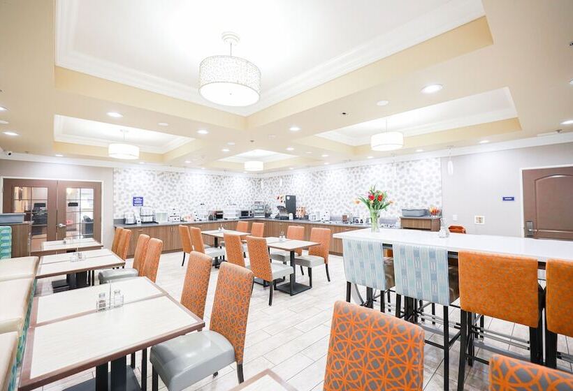 فندق Best Western Plus Wasco Inn & Suites