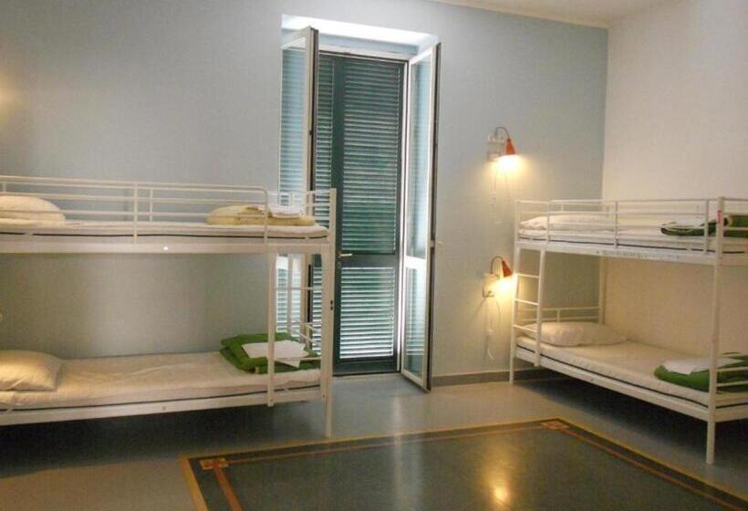 La Controra Hostel Naples