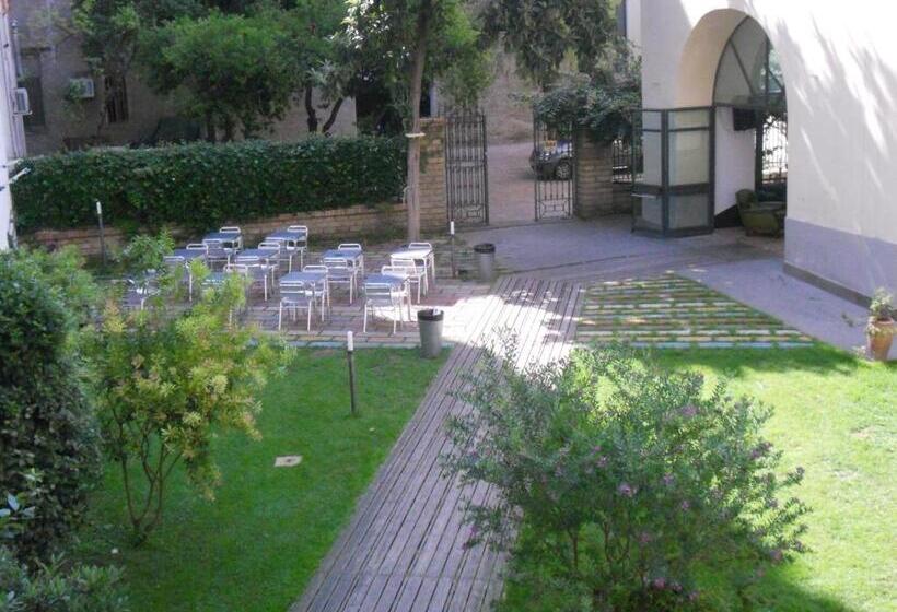 La Controra Hostel Naples