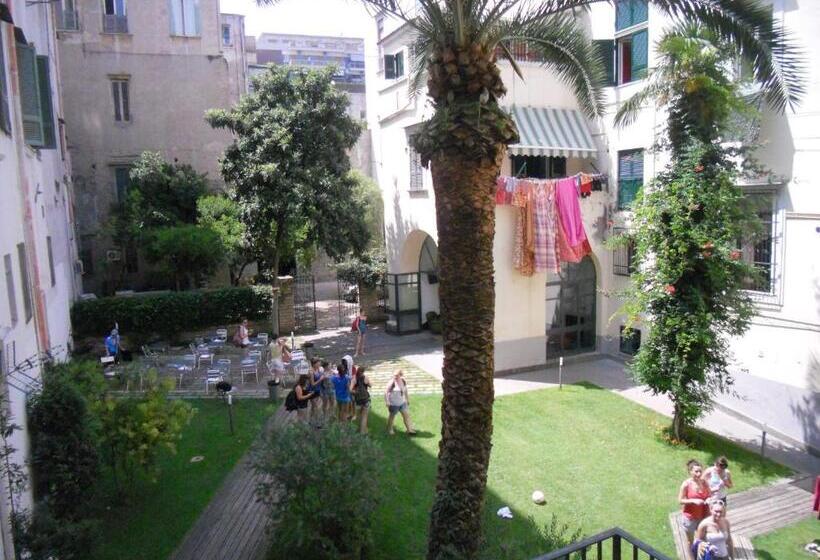 La Controra Hostel Naples