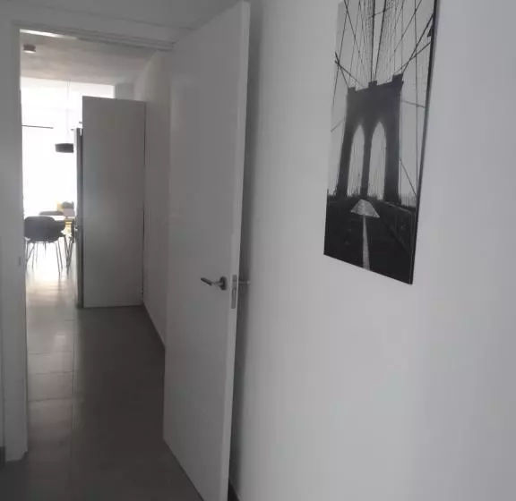 Málaga Apartamentos   Jinetes, 10