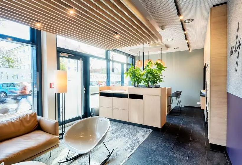 모텔 B&b Hotel München Moosach