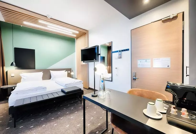 모텔 B&b Hotel München Moosach