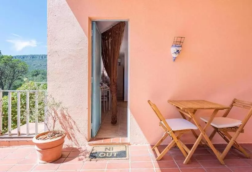 Aamiaismajoitus (B&B) Aldeamia, Forest, Mountain View, Beach At 8 Min