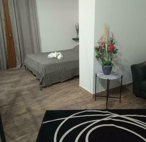 تختخواب و صبحانه Living G Room