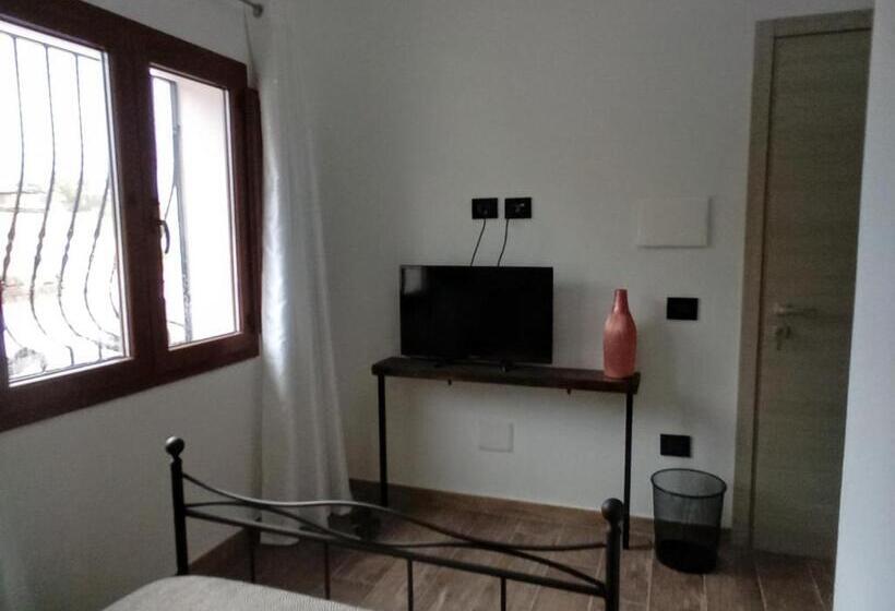 تختخواب و صبحانه Living G Room