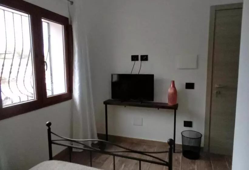 تختخواب و صبحانه Living G Room