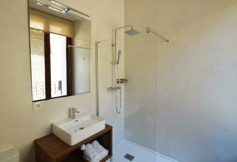 هتل Encanto Tarazona