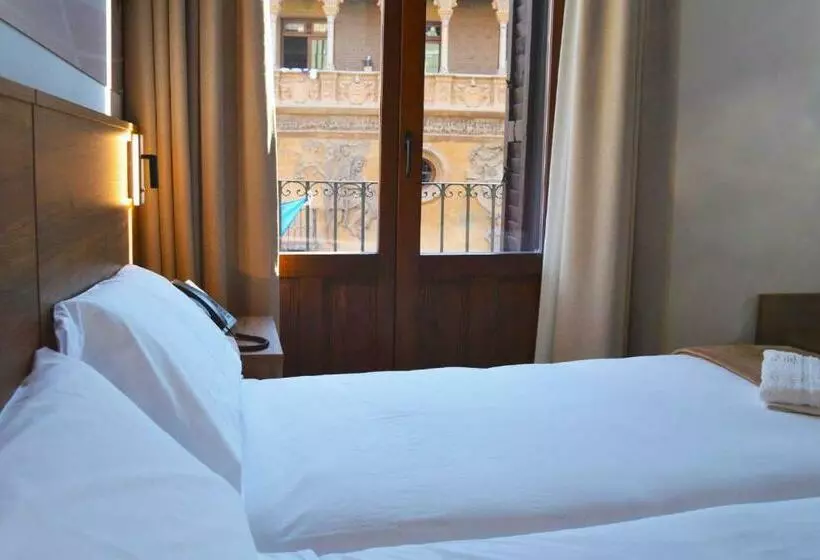 Hotelli Encanto Tarazona