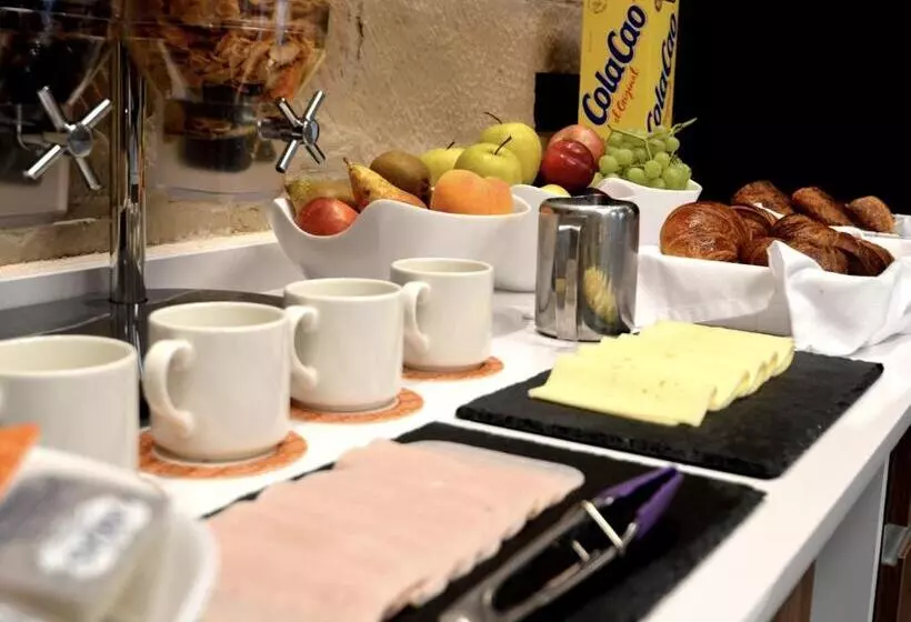 Hotelli Encanto Tarazona