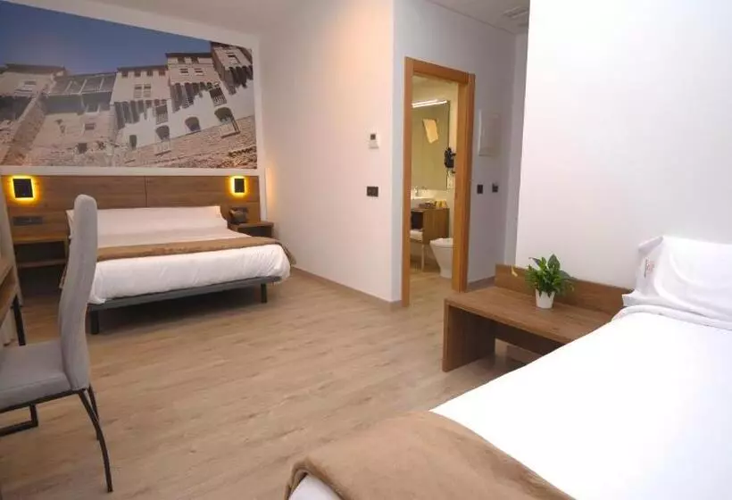 Hotelli Encanto Tarazona