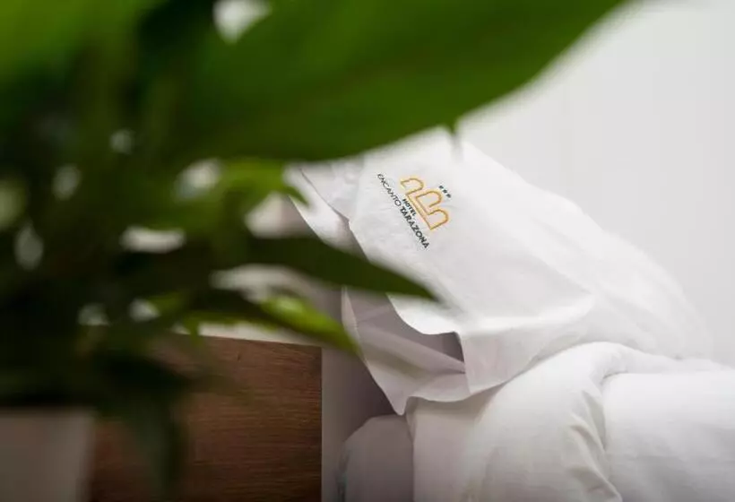 Hotelli Encanto Tarazona