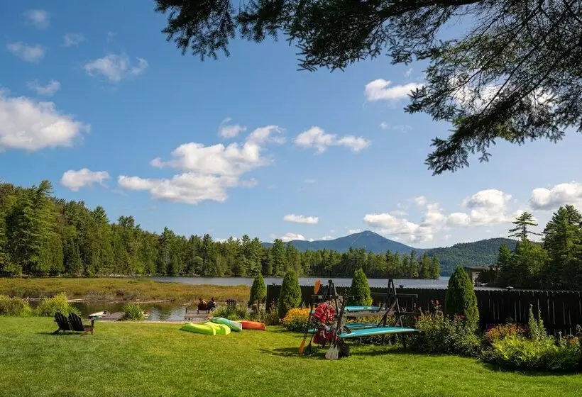 ホテル Placid Bay