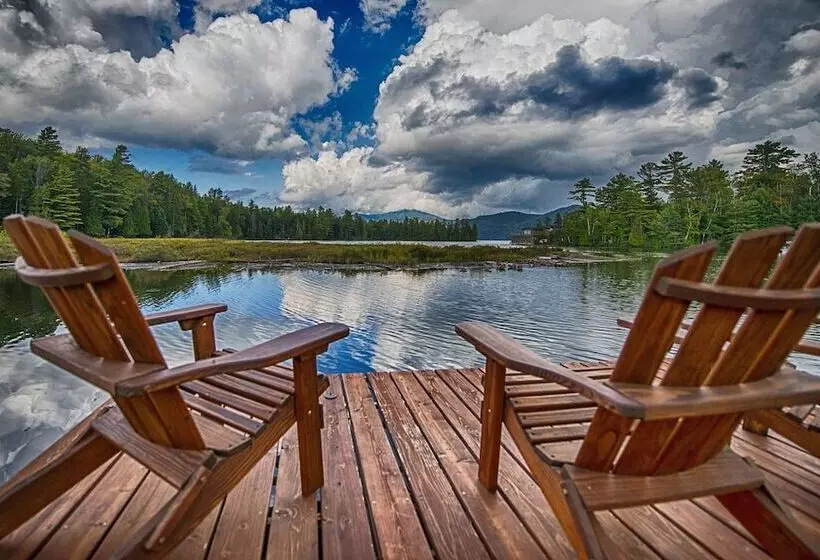 ホテル Placid Bay