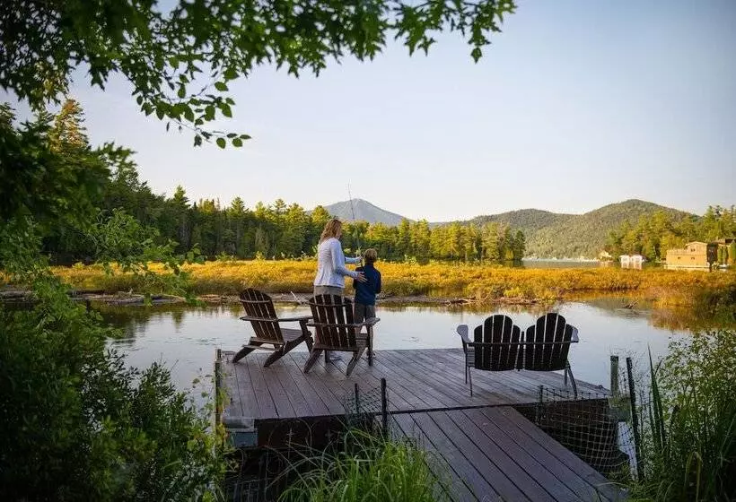 ホテル Placid Bay