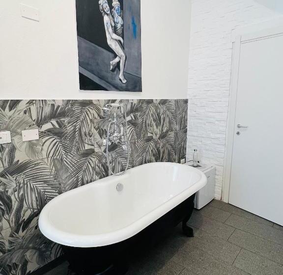 膳宿费 La Galerie