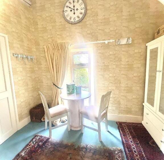 펜션 Luxurious, Fabulous, Fun, Contemporary Suite In Retreat Centre