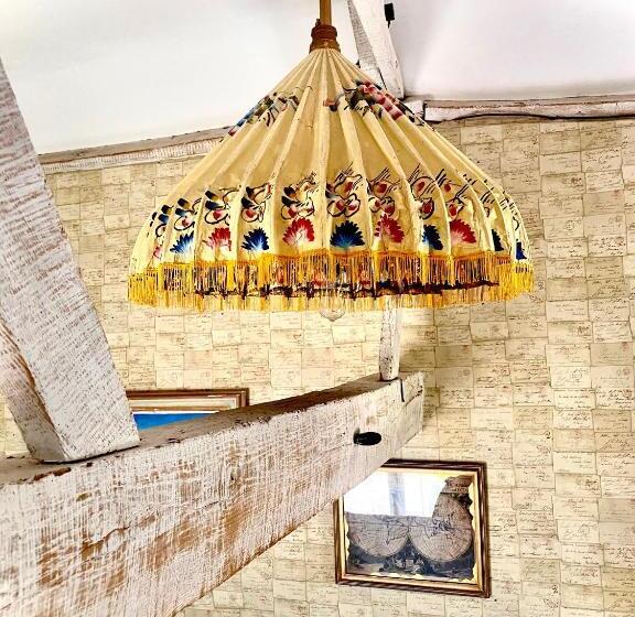 펜션 Luxurious, Fabulous, Fun, Contemporary Suite In Retreat Centre