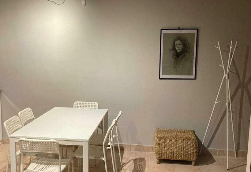 Aamiaismajoitus (B&B) Villa The Countryside Relax