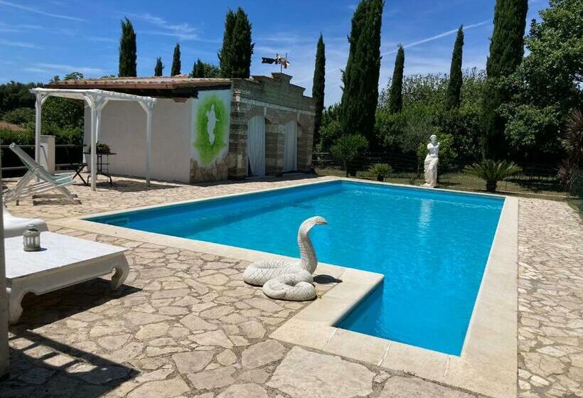 Aamiaismajoitus (B&B) Villa The Countryside Relax