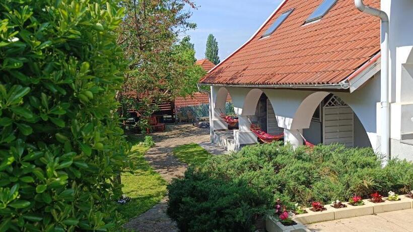 Belysium Bed & Breakfast Panzió