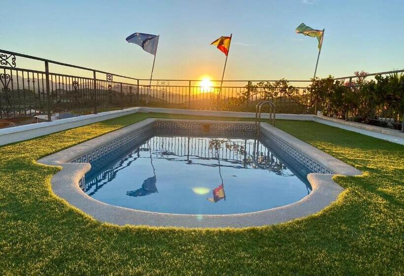 فندق Sierra De Huesa