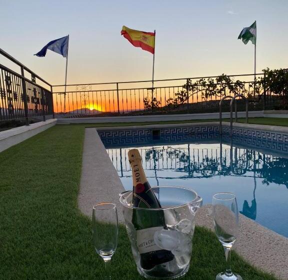 فندق Sierra De Huesa