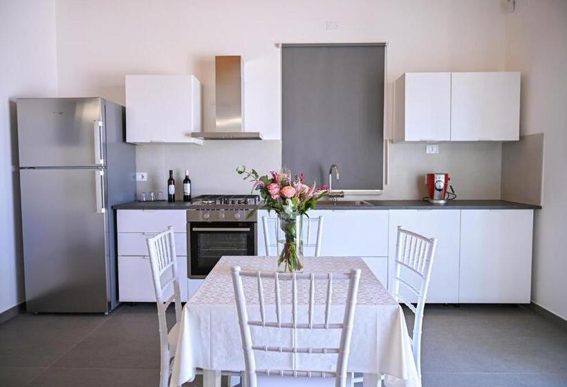 بنسيون Dimora Savarino Marzamemi Suites With Pool