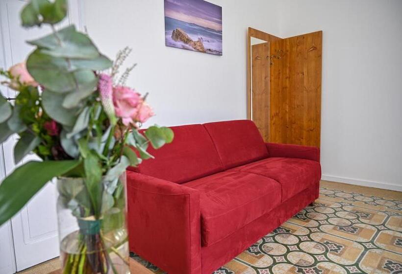 بنسيون Dimora Savarino Marzamemi Suites With Pool