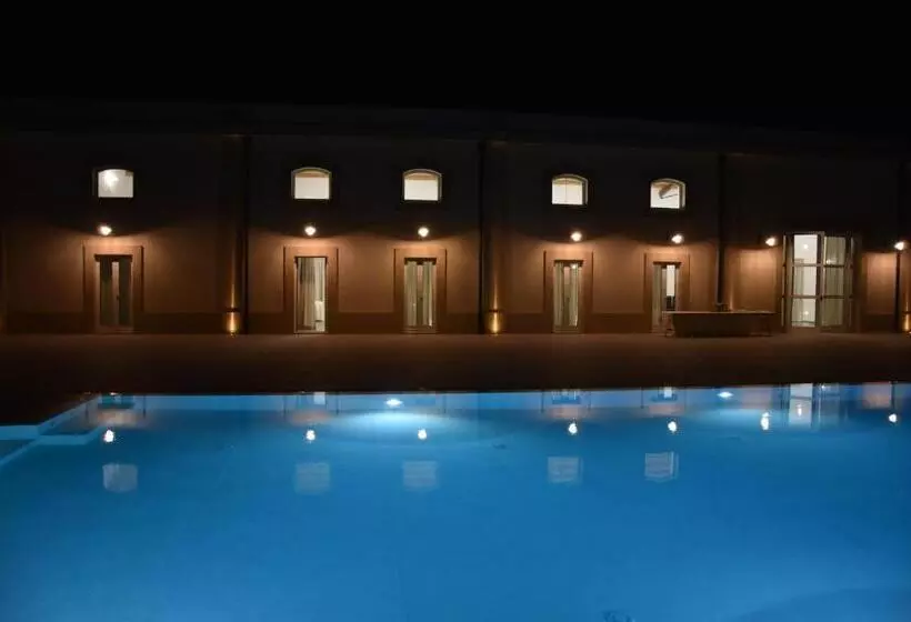 ペンション Dimora Savarino Marzamemi Suites With Pool