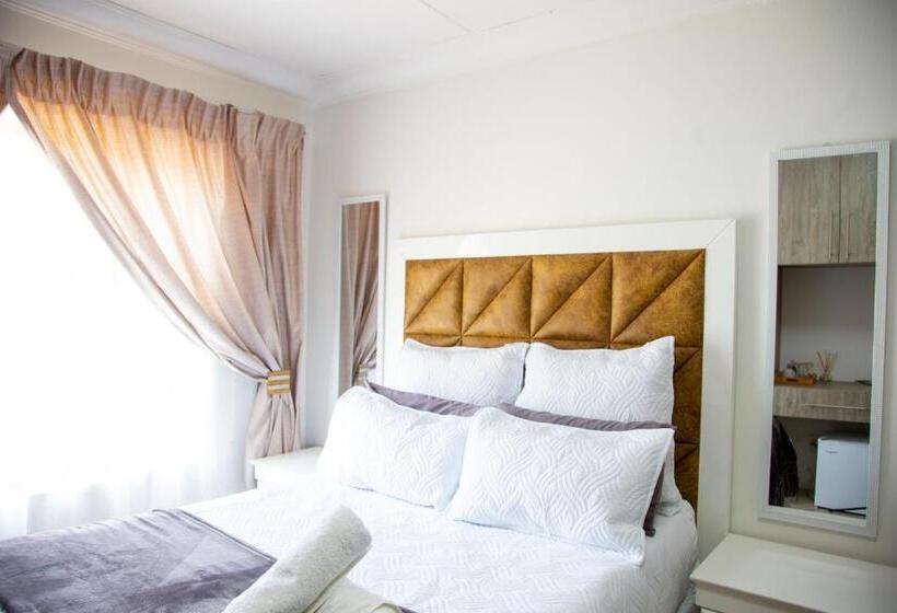 پانسیون Angelocean Guest House