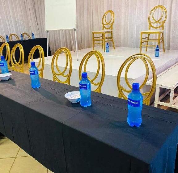 Pension Intsingizi Bird Lodge