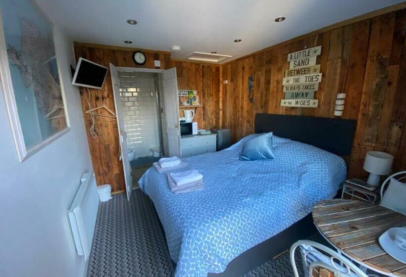 Pansiyon Pinecones Cosy B&b