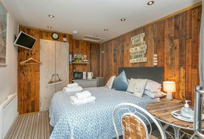 Pansiyon Pinecones Cosy B&b