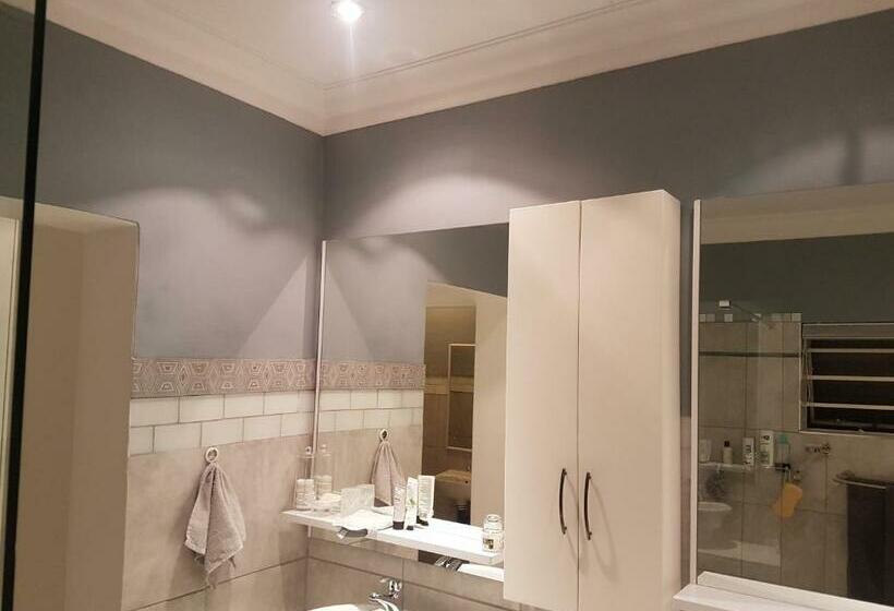 Пансион Roosboompies Guest Suite