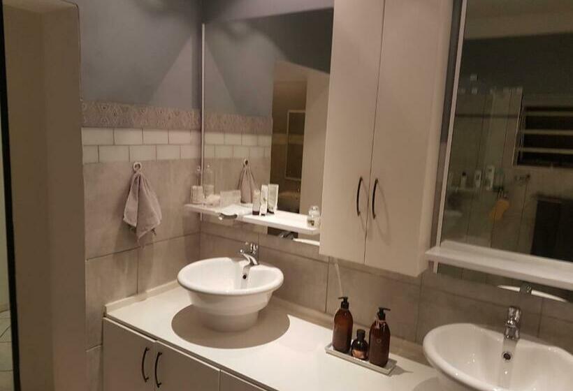 Пансион Roosboompies Guest Suite