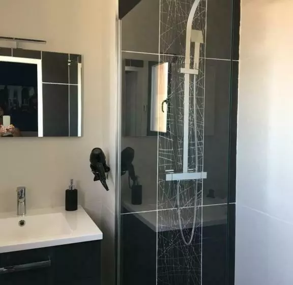 Aamiaismajoitus (B&B) Blue Diamond Room