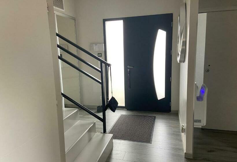 민박 Blue Diamond Room