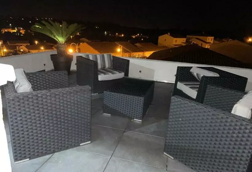 Aamiaismajoitus (B&B) Blue Diamond Room