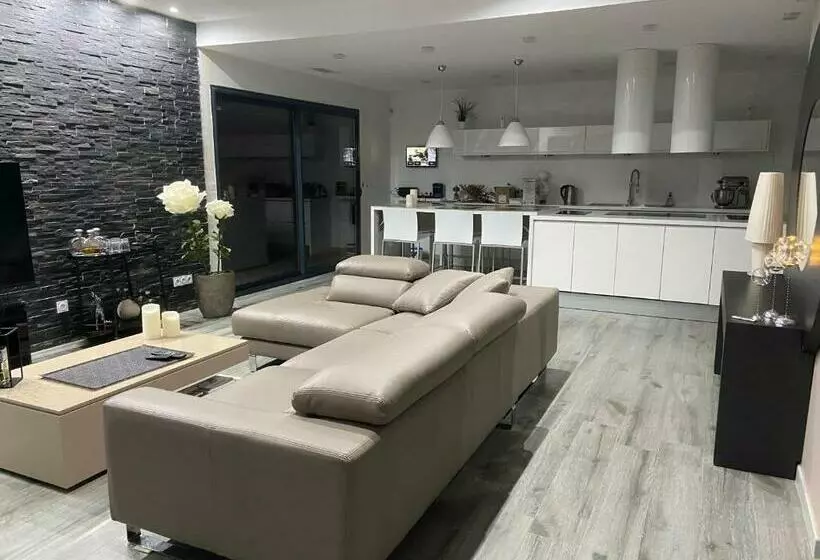 Aamiaismajoitus (B&B) Blue Diamond Room