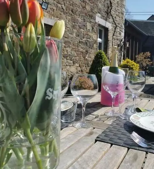 ベッドアンドブレックファースト La Majolique