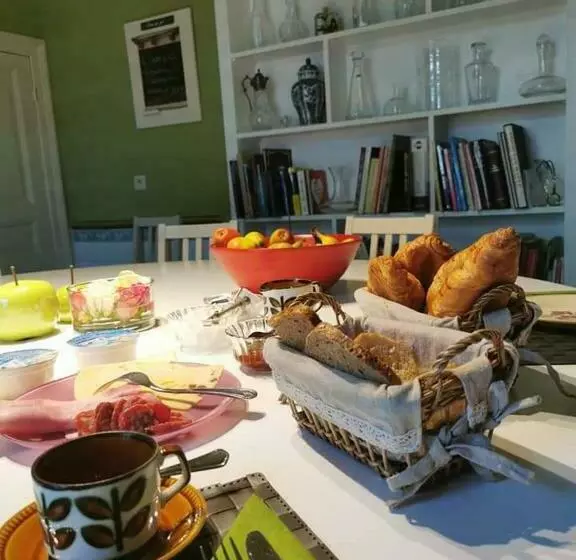 ベッドアンドブレックファースト La Majolique