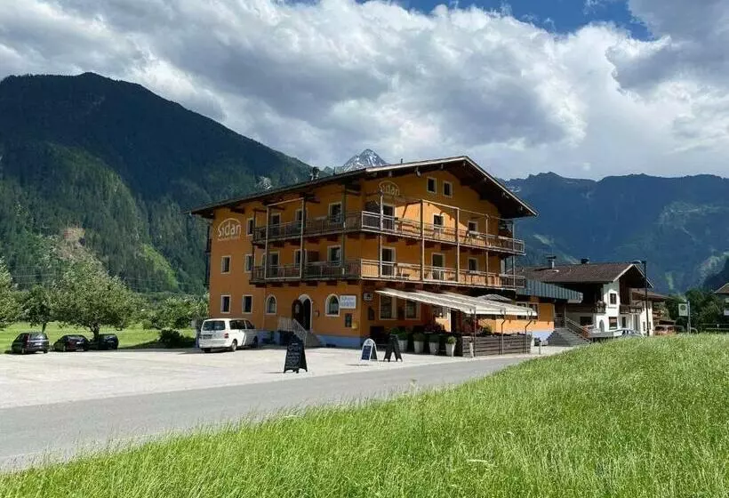 ベッドアンドブレックファースト Restaurant Sidan