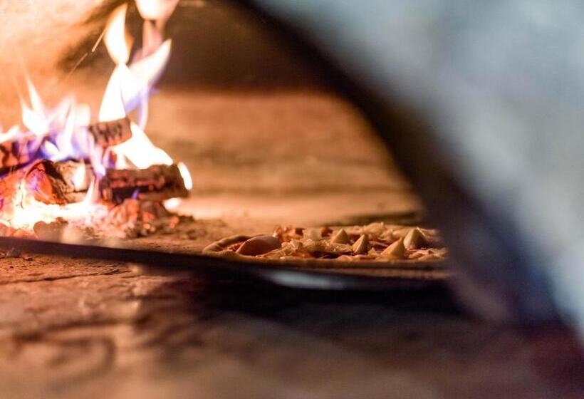 مبيت وإفطار Restaurant Sidan